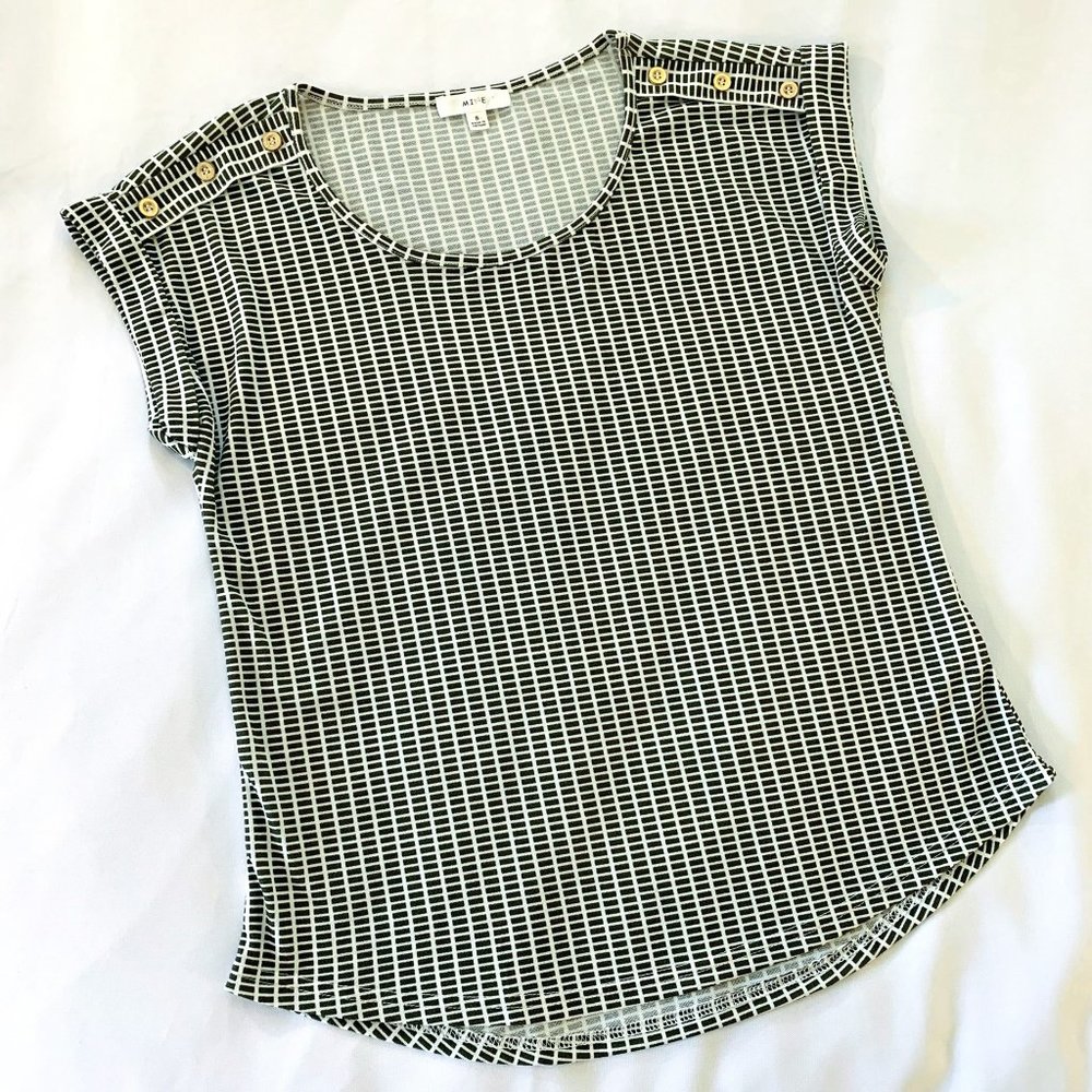 Green & Ivory/Cream Lightweight Short Sleeve Top with Gold Buttons